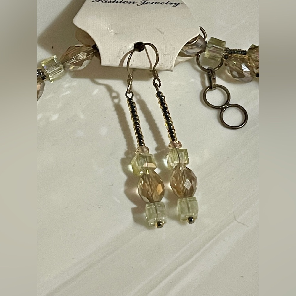 New Solid Stone With Beads Teardrop Necklace - image 4